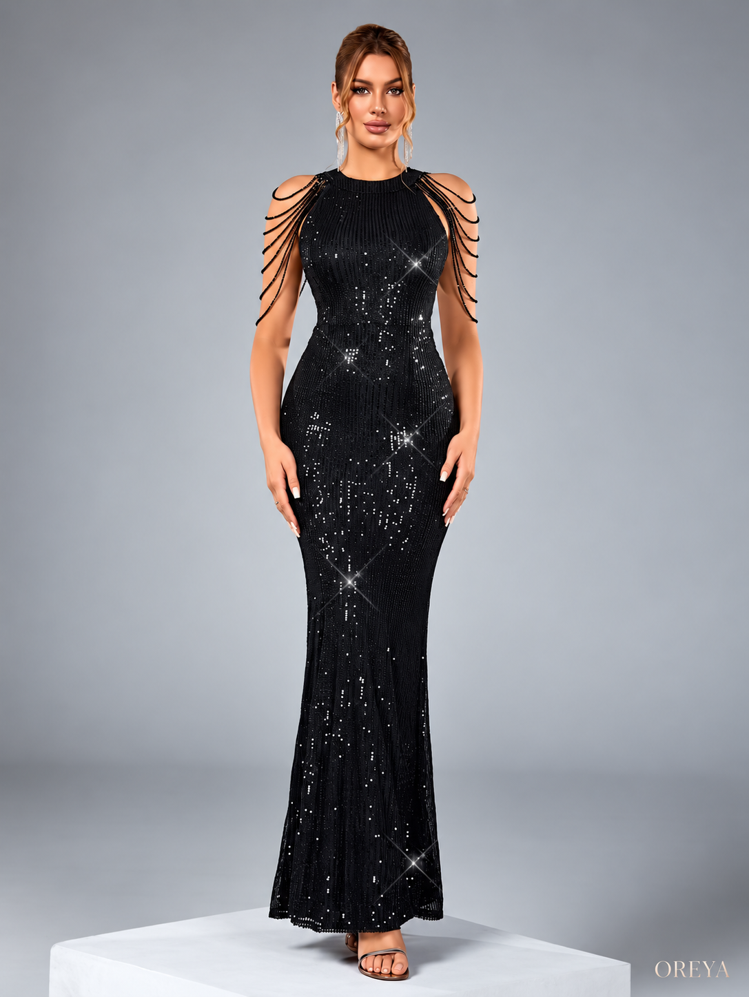 Robe longue noire Éclat Nocturne à sequins – OREYA